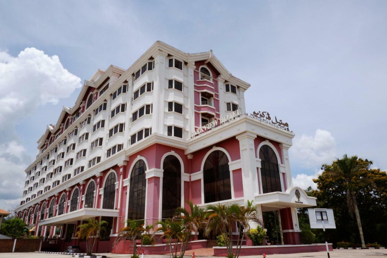 Parkview Hotel Kampong Jerudong Exterior photo